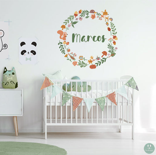 Vinilo bebe personalizado nombre cenefa bosque