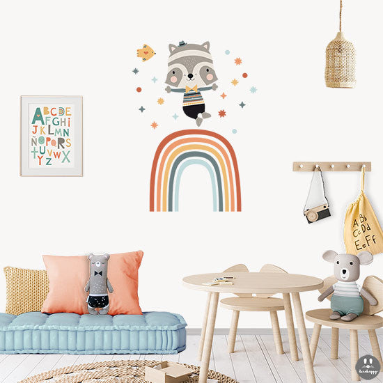Vinilo infantil mapache arcoíris