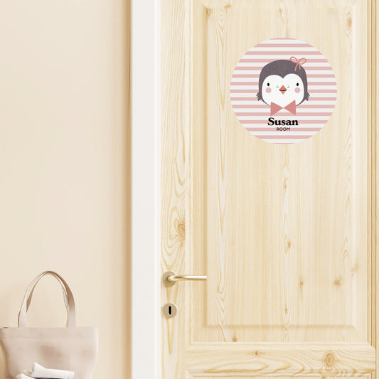 Vinilo bebes nombres puerta cara animales pingüina